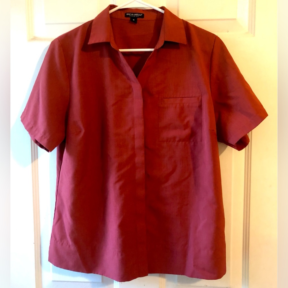 Doc & Amelia Fall Brick Red Hidden Button Up Short Sleeve Pocket Shirt Medium